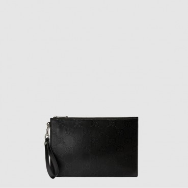 구찌 남성 GG 엠보스 클러치 백 