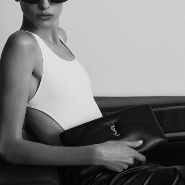 입생로랑 여성 칼립소 클러치 백 