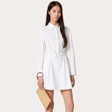 발렌티노 여성 브이로고 클러치 