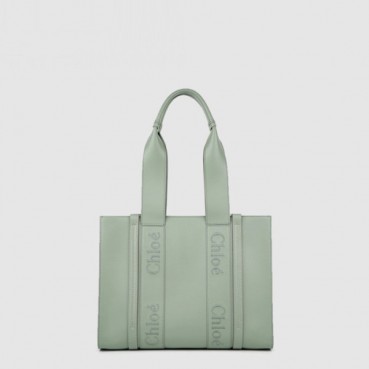 끌로에 여성 우디 미듐 토트 백 