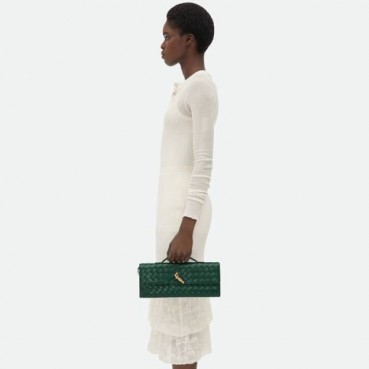 보테가 베네타 여성 그린 클러치 