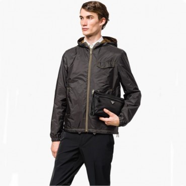 프라다 남성 나일론 블랙 클러치백 