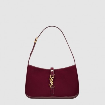 입생로랑 여성 LE5A7 호보 백 