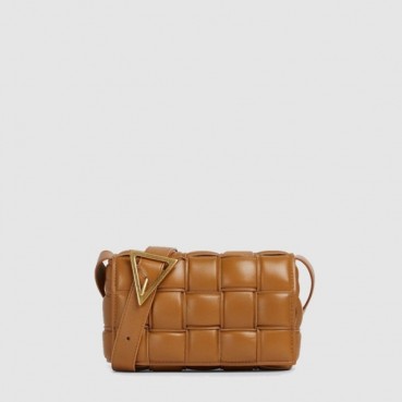 보테가 베네타 남/녀 스몰 패디드 카세트 