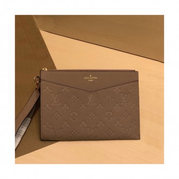 Louis Vuitton 2020 Melanie Pochette Leather Clutch Bag,23cm