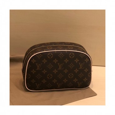 Louis Vuitton 2019 Monogram Pouch Bag,25.5cm 