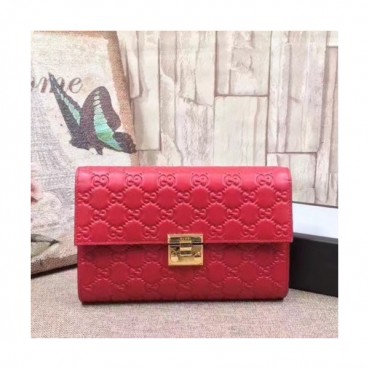 Gucci 2019  Padlock Leather Clutch Bag ,22CM 