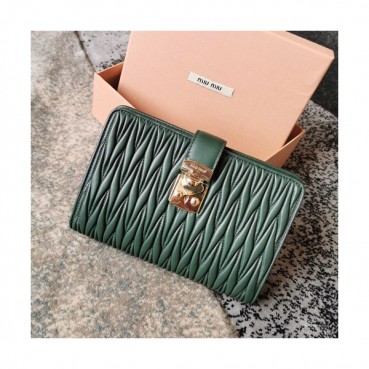 MiuMiu 2019 Matelasse Women Clutch Bag,20cm 