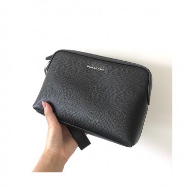 Burberry 2019 Leather Clutch Bag, 25cm 