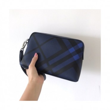 Burberry 2019 Leather Clutch Bag, 25cm 