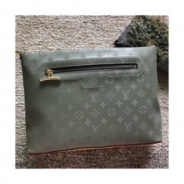 Louis Vuitton 2018 Pochette Cosmos Monogram Clutch Bag,36cm 