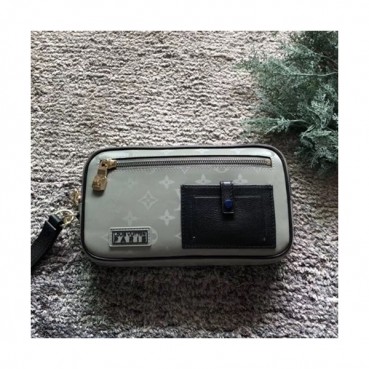 Louis Vuitton Mens Clutch Bag,22.5cm 