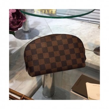 Louis Vuitton Monogram Pouch ,17cm 