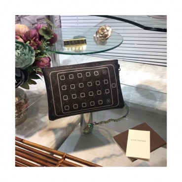 Louis Vuitton Monogram Eclipse clutch,24cm 