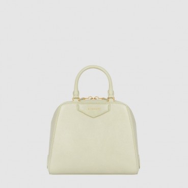 지방시 여성 안티고나 큐브 가죽 미니 백 - Givenchy Womens Antigona Cube Leather Mini Bag 