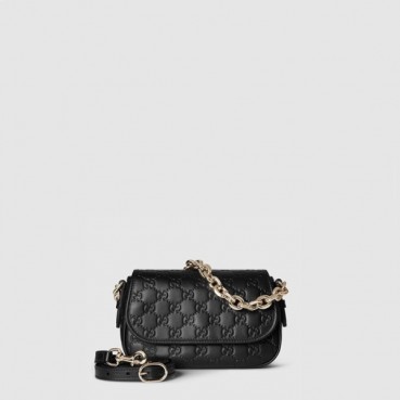 구찌 여성 GG 엠블럼 스몰 숄더백 - Gucci Womens GG Emblem Small Shoulder Bag 