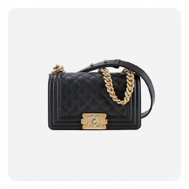 샤넬 보이백 미니 캐비어 블랙 골드 - Chane Boy Bag Medium Caviar Bag 