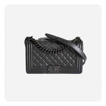 샤넬 보이백 미디움 캐비어 블랙 흑장 - Chane Boy Bag Medium Caviar  Bag 
