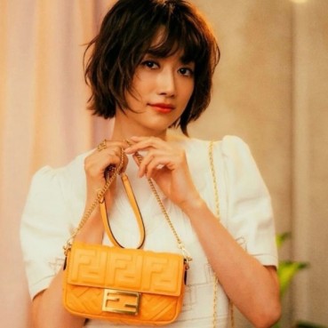 펜디 여성 오렌지 바게트 백 - Fendi Womens Baguette Bag 