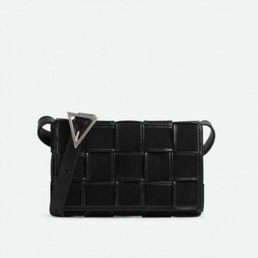 보테가베네타 남성 블랙 카세트백 - Bottega Veneta Mens Black Cassette Bag 