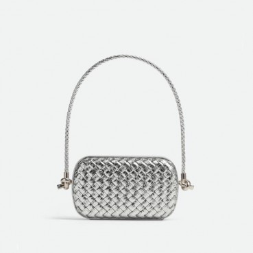 보테가베네타 여성 실버 숄더백 - Bottega Veneta Womens Silver Shoulder Bag 