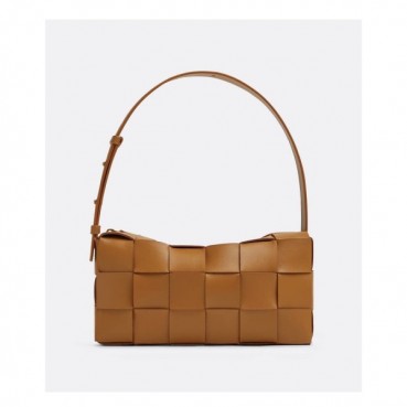 보테가베네타 여성 카멜 카세트백 - Bottega Veneta Womens Camel Cassette Bag 