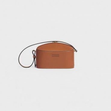 셀린느 여성 Triomphe 카멜 숄더백 - Womens Camel Shoulder Bag 