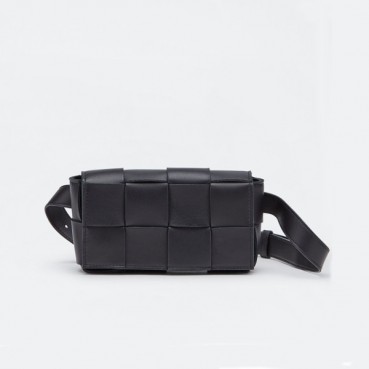 보테가 여성 블랙 카세트백 - Womens Black Cassette Bag 