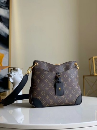[루이비통]Louis Vuitton 2023 Women Leather Shoulder Bag,25cm,M58668,LOUB2379 - 루이비통 2023 여성용 레더 숄더백,25cm,블랙