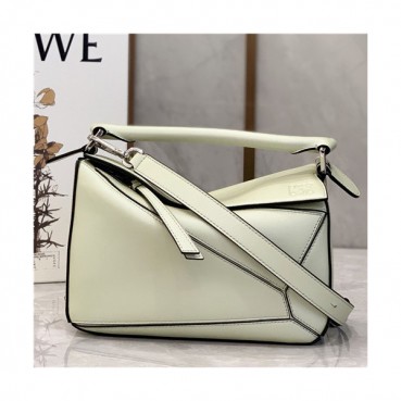 [로에베]Loewe 2021 Women's Puzzle Tote Shoulder Bag,24cm - 로에베 2021 여성용 퍼즐 토트 숄더백,24cm,LOEB0516,그린