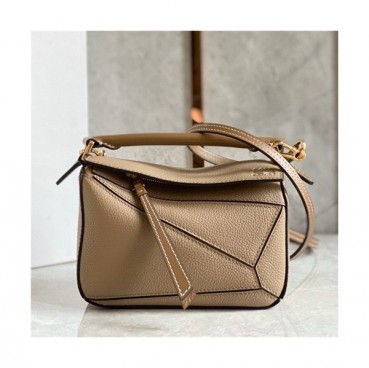 [로에베]Loewe 2021 Women's Puzzle Mini Tote Shoulder Bag,18cm - 로에베 2021 여성용 퍼즐 미니 토트 숄더백,18cm,LOEB0492,카키