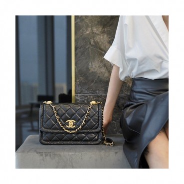 [샤넬] Chanel 2020 Women's Leather Chain Shoulder Bag,25cm - 샤넬 2020 여성용 레더 체인 숄더백,25cm,CHAB1604,블랙