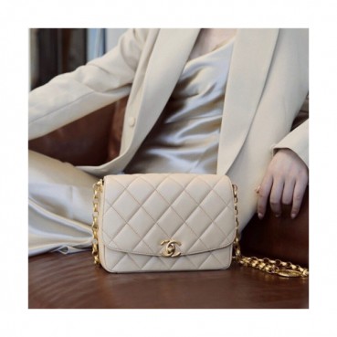 Chanel 2020 Women's Leather Shoulder Bag,17cm - 샤넬 2020 여성용 레더 숄더백,17cm,CHAB1597,화이트