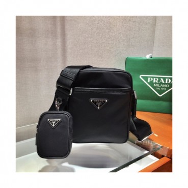 [프라다] Prada 2020 Men's Nylon Shoulder Bag,20cm - 프라다 2020 남서용 네일론 숄더백,20cm,PRAB0185,블랙