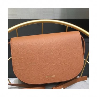 [발렌시아가] Balenciaga 2020 Leather Frame Shoulder Bag,24cm - 발렌시아가 2020 레더 프레임 숄더백,24cm,BGB0631,카멜