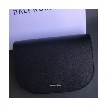 [발렌시아가] Balenciaga 2020 Leather Frame Shoulder Bag,24cm - 발렌시아가 2020 레더 프레임 숄더백,24cm,BGB0629,블랙