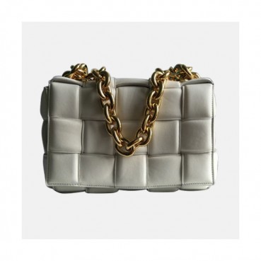 [보테가 베네타] Bottega Veneta 2020 Women's The Chain Shoulder Bag,27cm - 보테가 베네타 2020 여성용 더 체인 숄더백,27cm, BVB0606,화이트