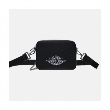 [디올] Dior 2020 Women's Leather Shoulder Bag, 17cm - 디올 2020 여성용 레더 숄더백, 17cm,DIOB0605, 블랙