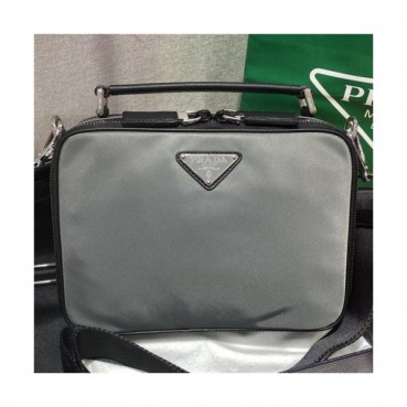 [프라다] Prada 2020 Men's Nylon Tote Shoulder Bag,22cm - 프라다 2020 남성용 네일론 토트 숄더백,22cm PRAB0164,그레이
