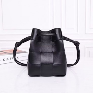 2023 보테가 여성 블랙 버킷백 - Womens Black Bucket Bag 