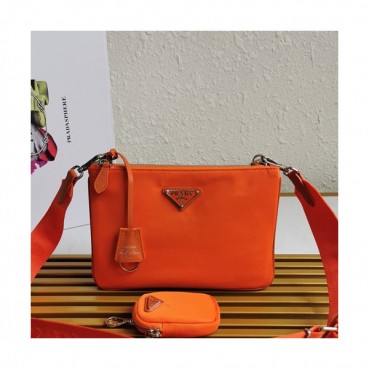 Prada 2020 Nylon Shoulder Bag ,25CM - 프라다 2020 나일론 숄더백 ,1BH046