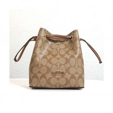 Coach 2020 PVC Bucket Shoulder Bag,20cm - 코치 2020 PVC 버킷 숄더백 COAB0259,20cm,베이지