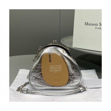 Maison Margiela 2020 Leather Shoulder Bag,18cm - 메종 마르지엘라 2020 레더 숄더백,MMB0047,18cm,실버