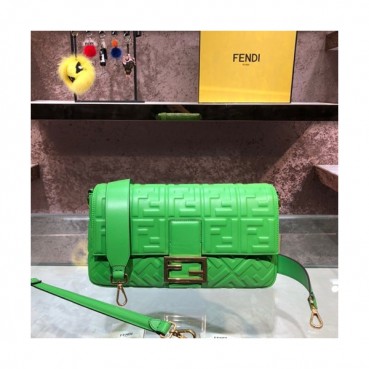 Fendi 2020 Baguette Tote Shoulder Bag, 32cm - 펜디 2020 바게트 토트 숄더백,FENB0572,32cm,그린