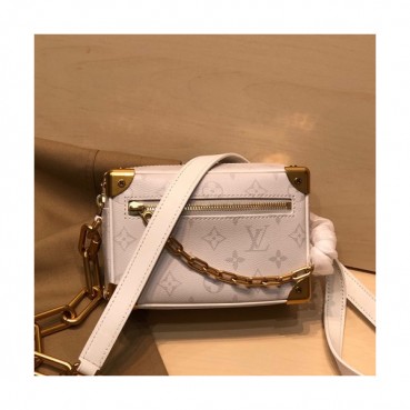 Louis Vuitton 2020 Trunk Shoulder Bag,18.5cm - 루이비통 2020 트렁크 숄더백 M44480,LOUB2242,18.5cm,화이트