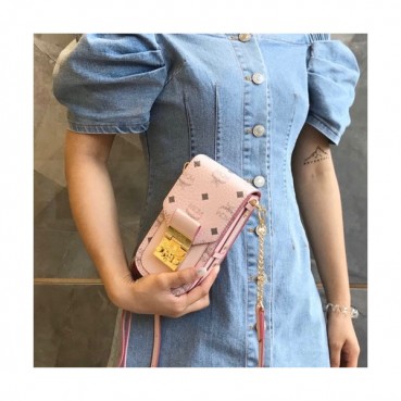MCM 2020 Visetos Phone Shoulder Bag ,19cm - 엠씨엠 2020 비세토스 여성용 폰 숄더백  MCMB0454,19cm,핑크