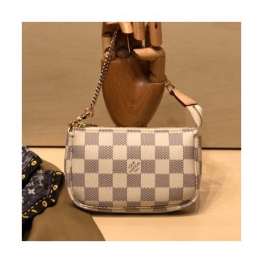 Louis Vuitton 2020 Mini Pochette Accessoires Monogram Clutch Bag / Tote Bag ,15.5cm - 루이비통 2020 미니 포쉐트 악세수아 모노그램 클러치백 / 토트백,M58009, LOUB2148, 15.5cm,화이트