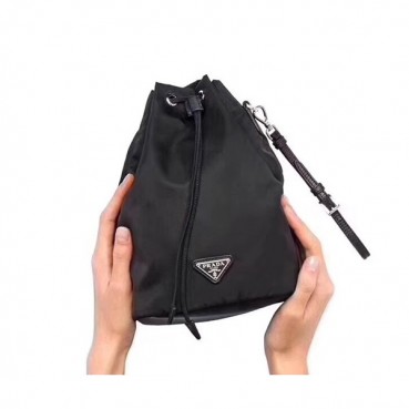 Prada 2020 Women Nylon Bucket Bag ,23CM - 프라다 2020 여성용 나일론 버킷백 1NE369