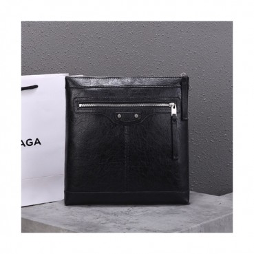 Balenciaga 2020 Leather Shoulder Bag ,29CM - 발렌시아가 2020 남성용 레더 숄더백,BGB0553,29CM,블랙