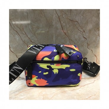 Valentino 2020 Camera Shoulder Bag,22CM - 발렌티노 2020 남여공용 카메라 숄더백, VTB0961,22CM,블루